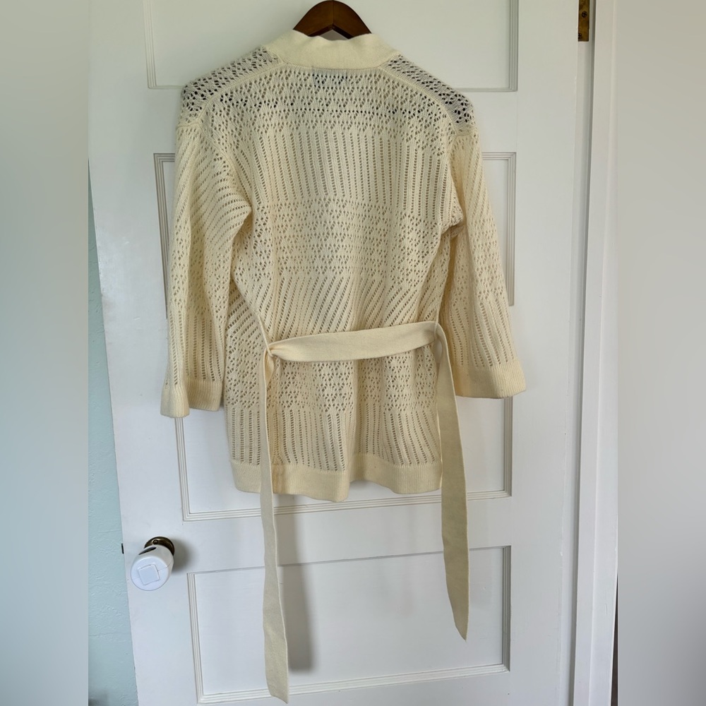 Vintage knitivo belted acrylic sweater - Picture 4 of 9